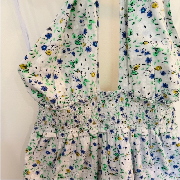 Aerie Spring Fling Floral Criss Cross Halter Smocked Dress SMALL Ditsy Dainty - Picture 3 of 13